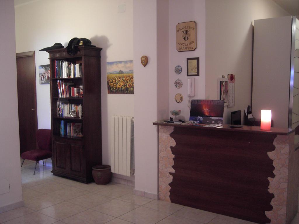 Etna Inn Motta SantʼAnastasia Exterior foto